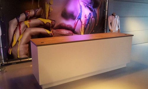 Toonbank voor winkel of salon